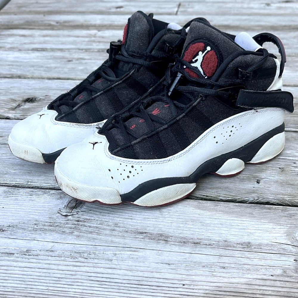 Nike Air Jordan 6 Rings. Size 5 (big kids).